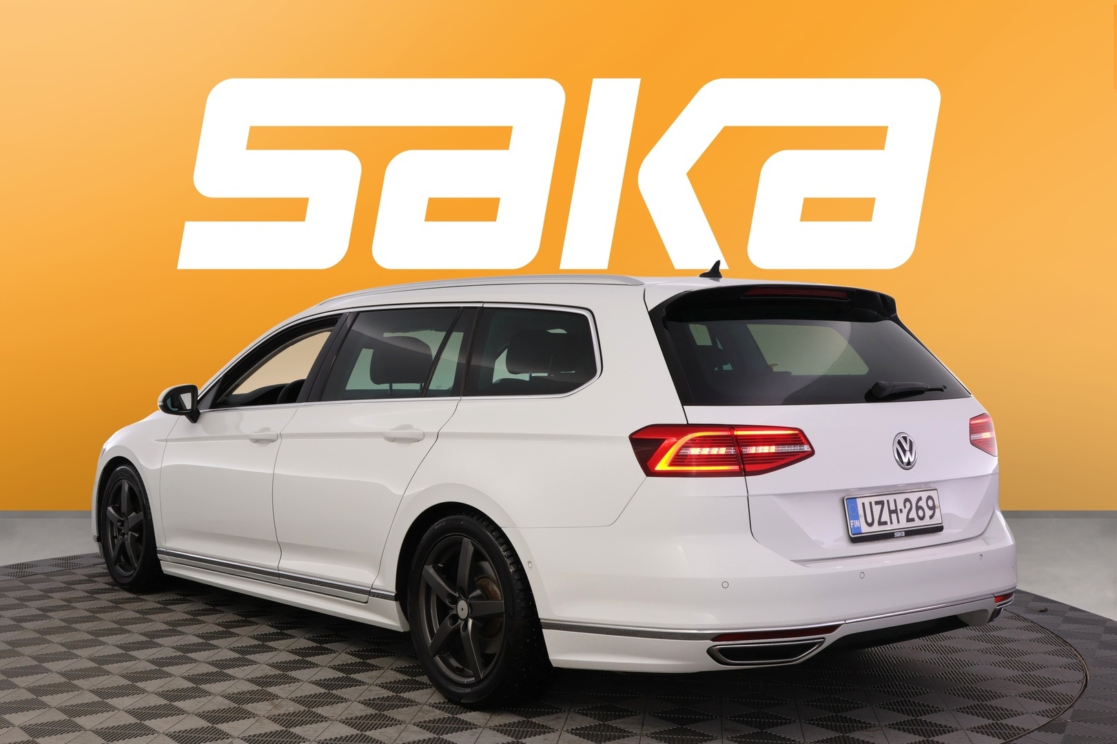 VOLKSWAGEN Passat 2016