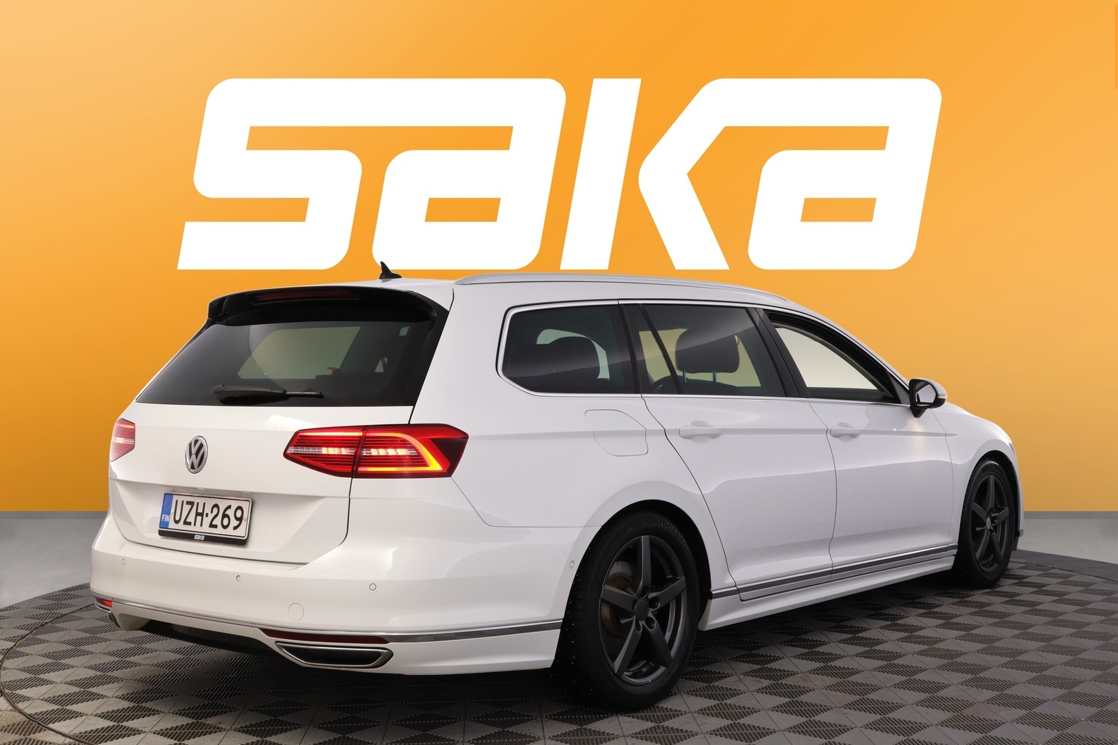 VOLKSWAGEN Passat 2016