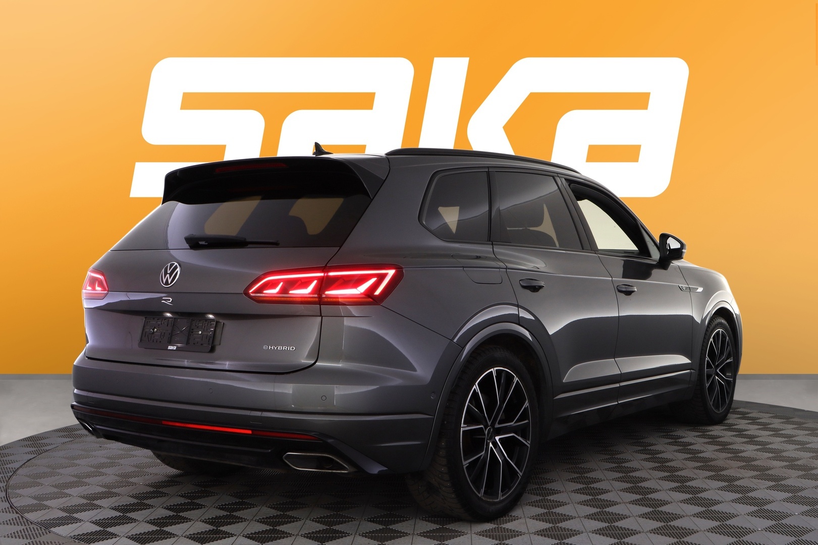 VOLKSWAGEN Touareg 2021