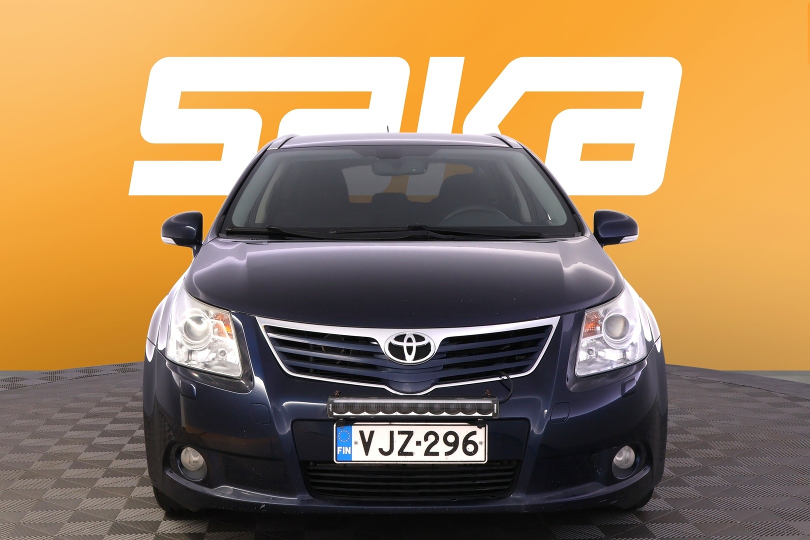 TOYOTA Avensis 2010