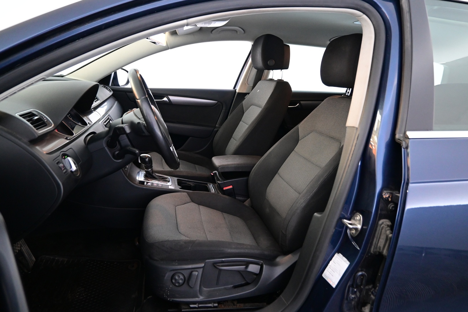 VOLKSWAGEN Passat 2013