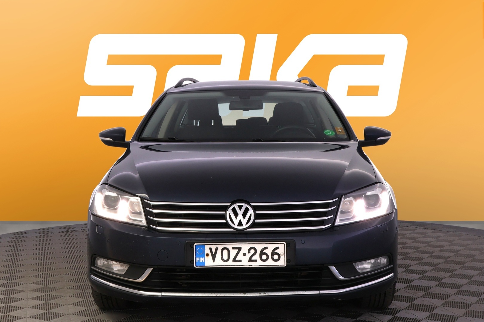 VOLKSWAGEN Passat 2013