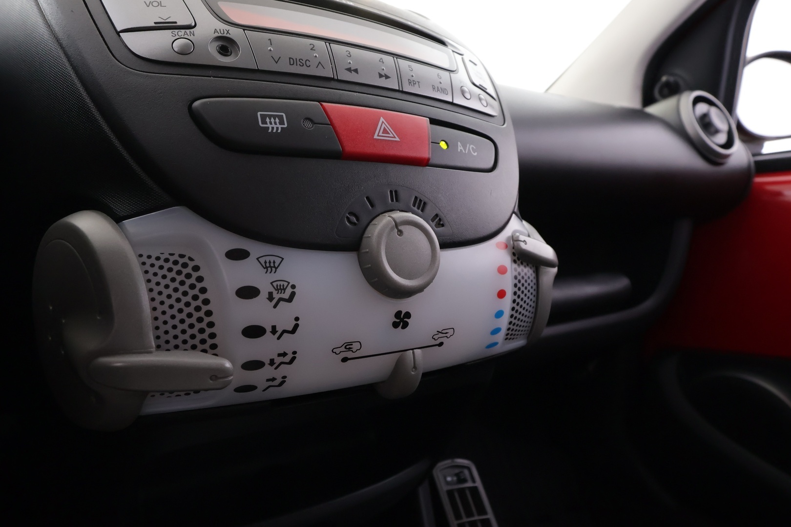 TOYOTA AYGO 2012