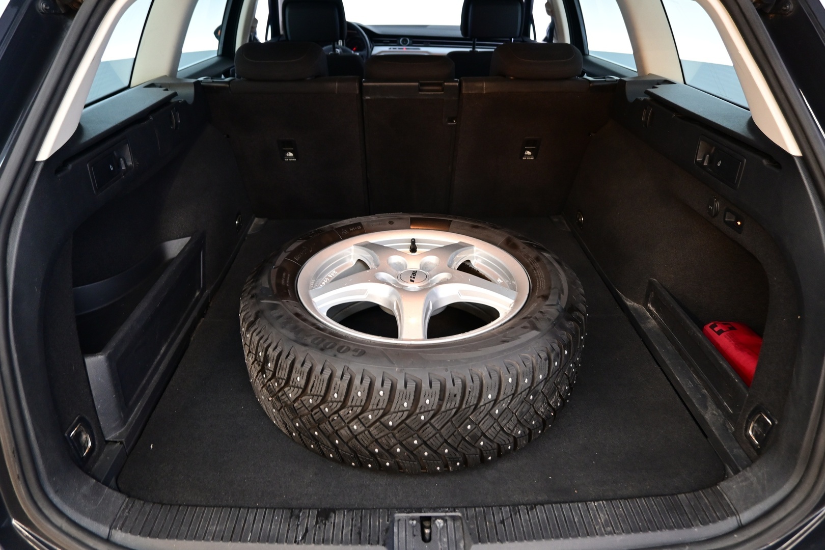 VOLKSWAGEN Passat 2017