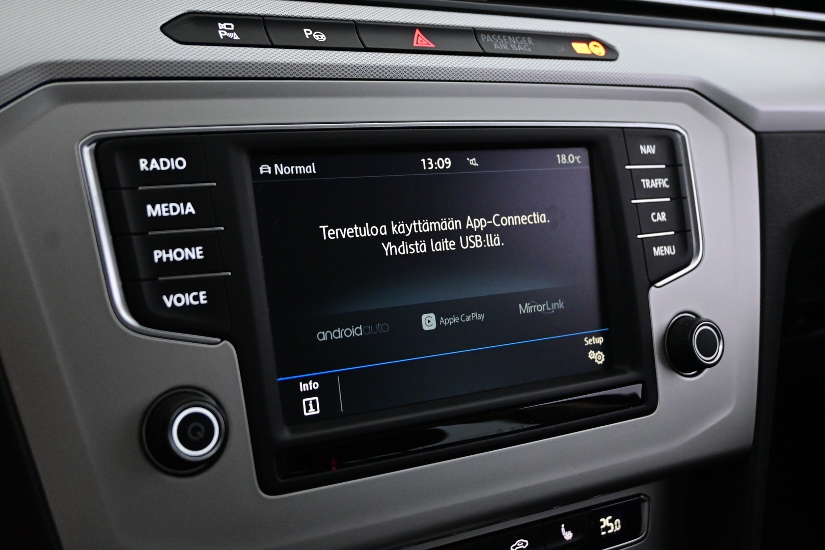 VOLKSWAGEN Passat 2017