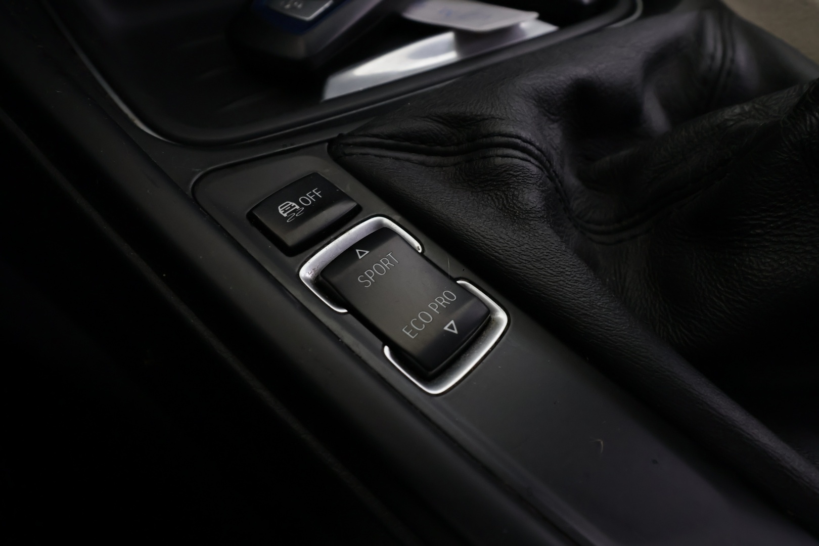BMW 320 2013