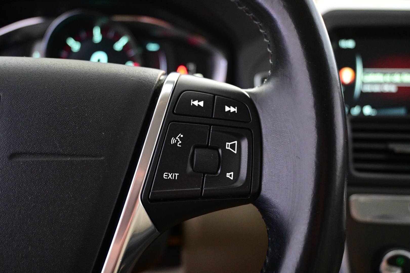 VOLVO XC60 2014