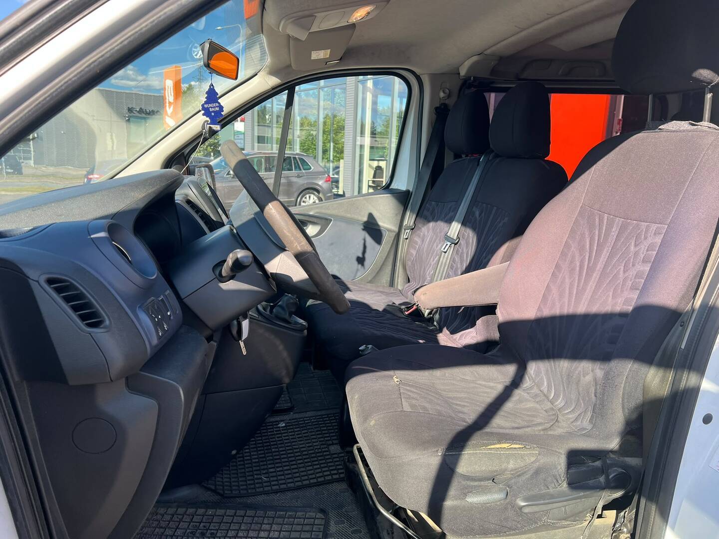 OPEL Vivaro 2015