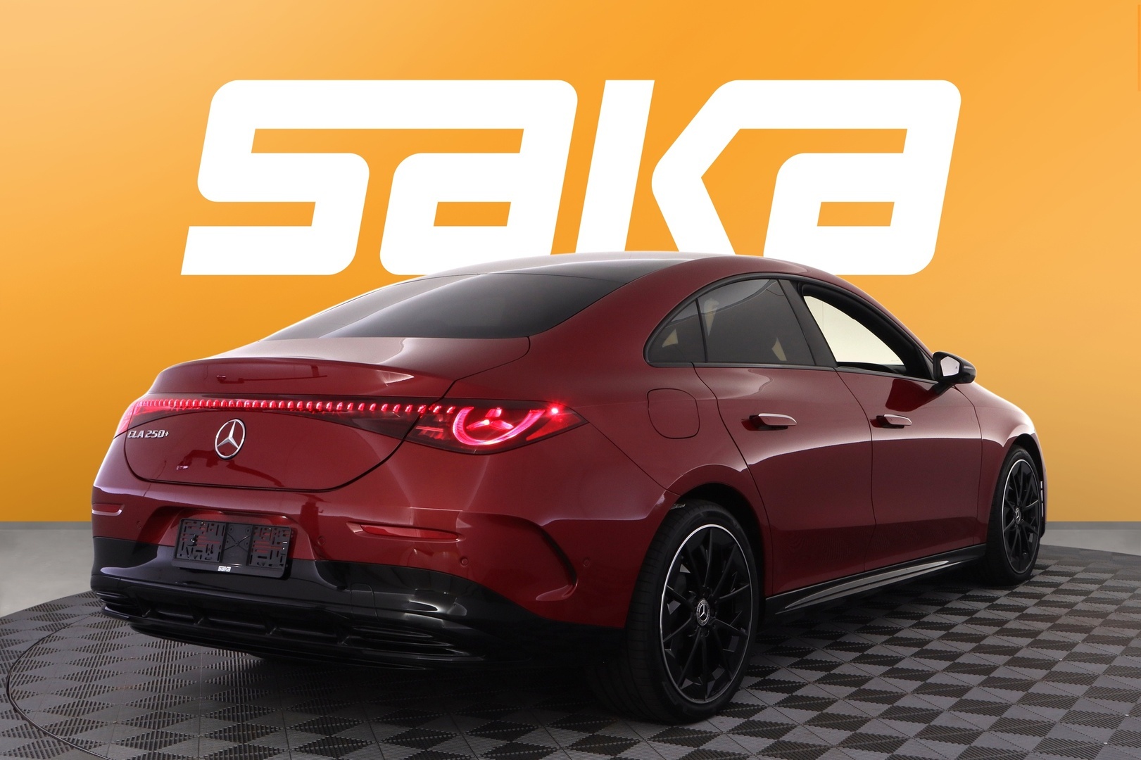 MERCEDES-BENZ CLA 2025