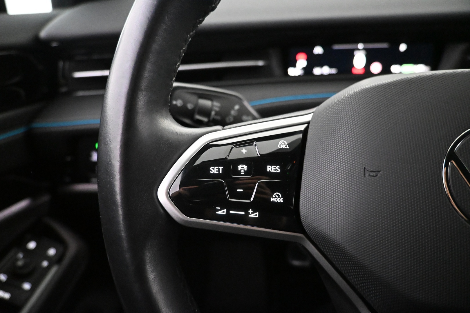 VOLKSWAGEN ID.7 2024