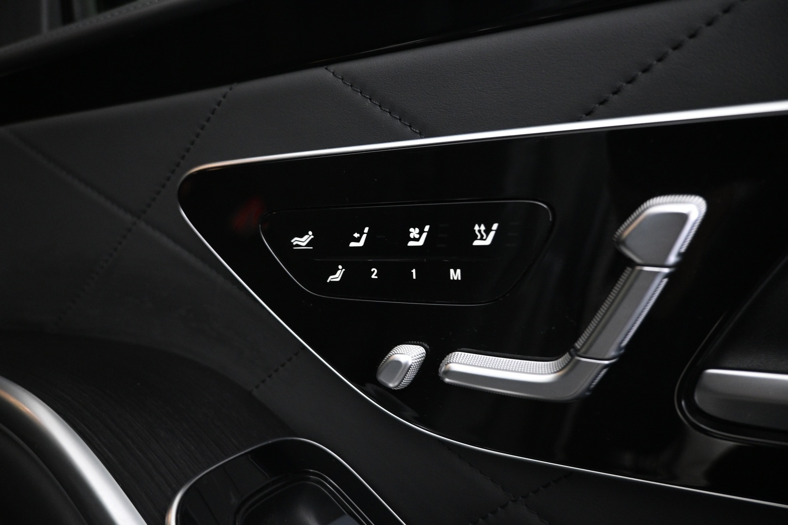 MERCEDES-BENZ S 2022