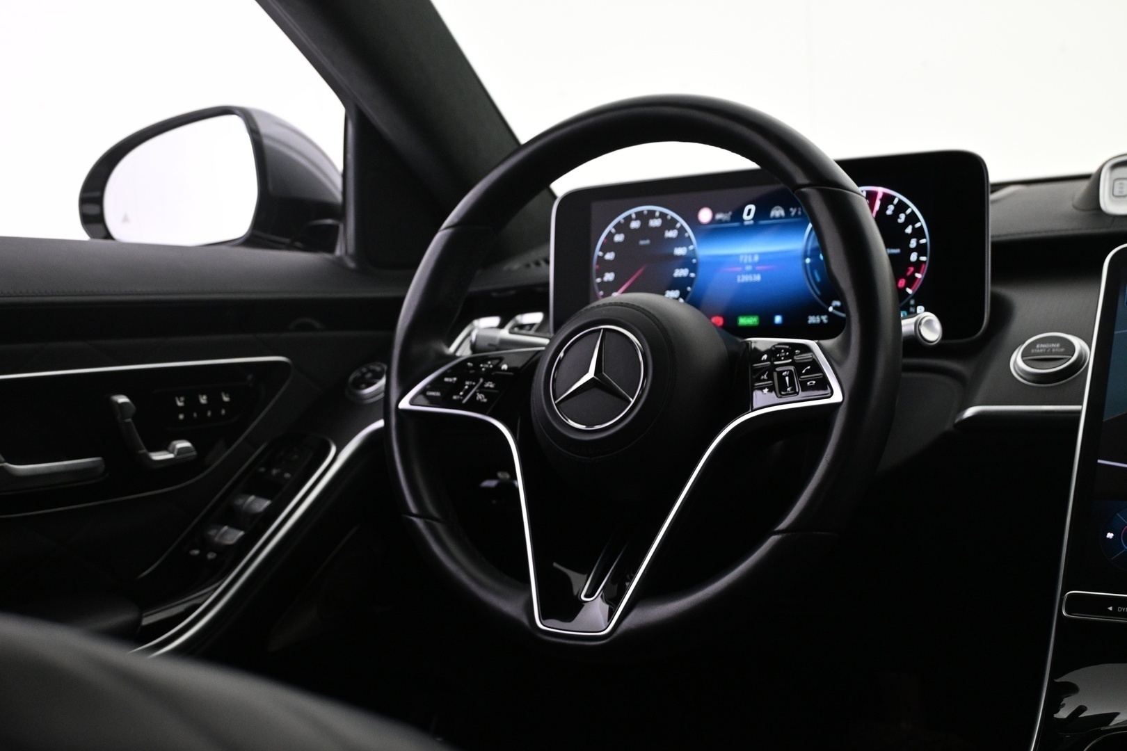 MERCEDES-BENZ S 2022