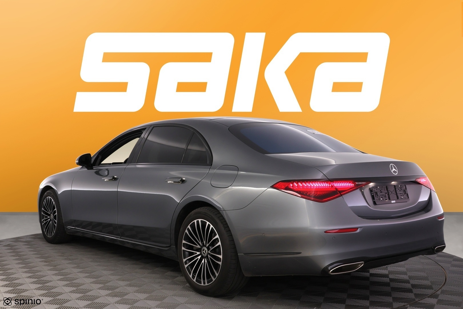 MERCEDES-BENZ S 2022