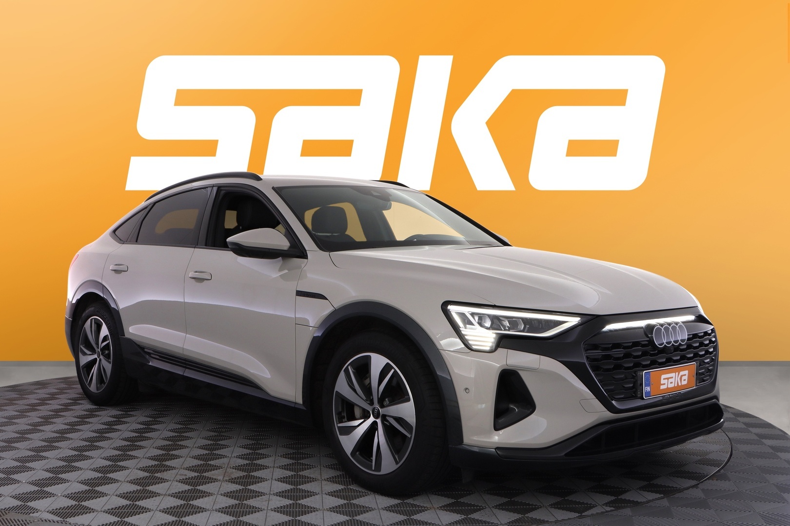 AUDI Q8 e-tron 2024