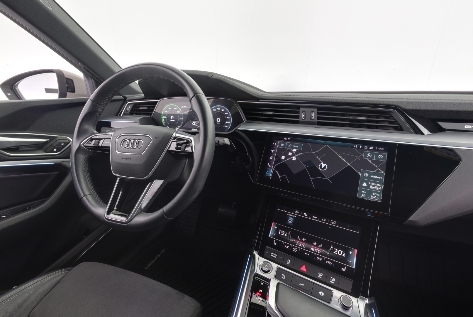 AUDI Q8 e-tron 2024