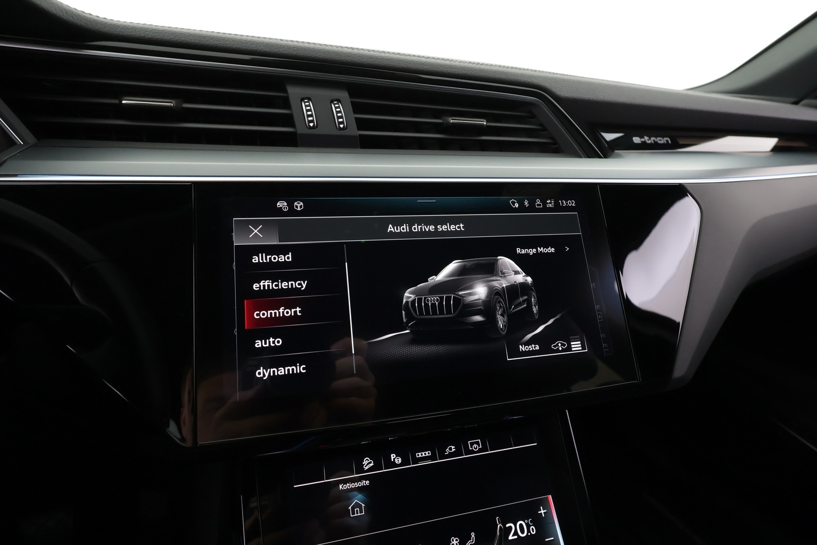 AUDI Q8 e-tron 2024