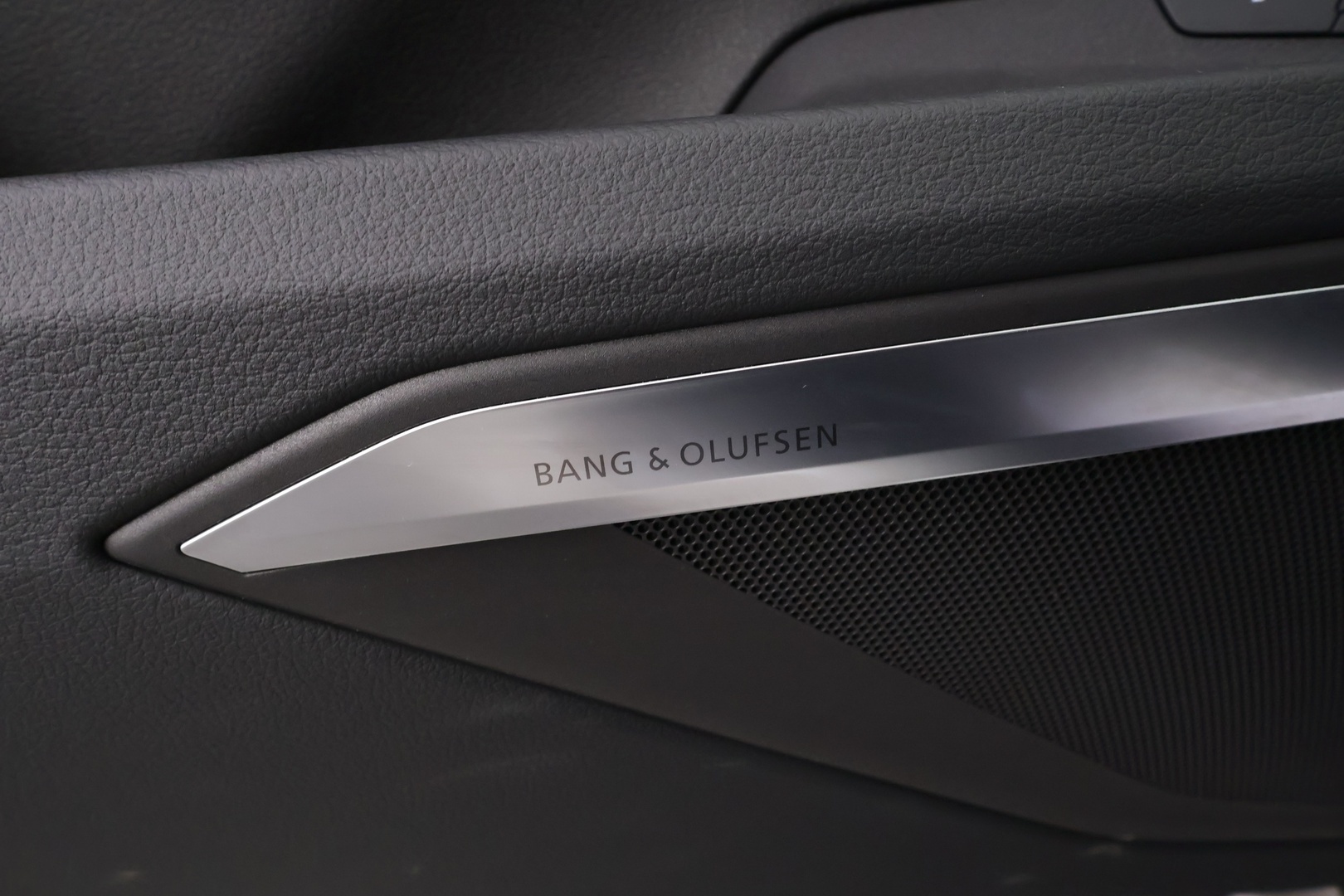 AUDI Q8 e-tron 2024