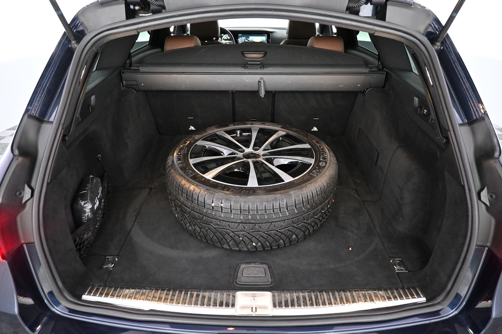 MERCEDES-BENZ E 2017