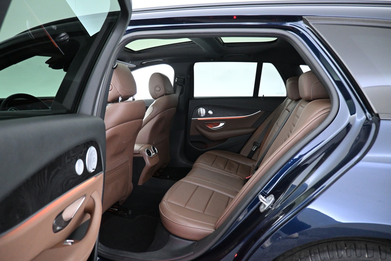 MERCEDES-BENZ E 2017