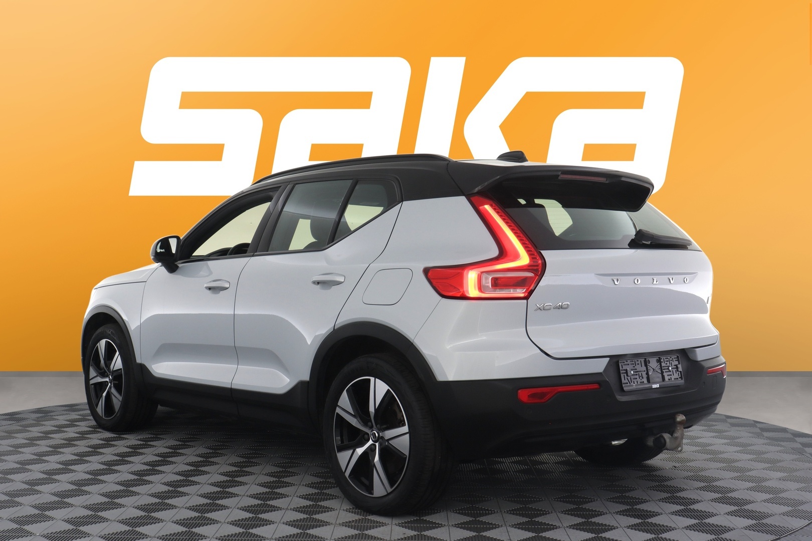 VOLVO XC40 2021