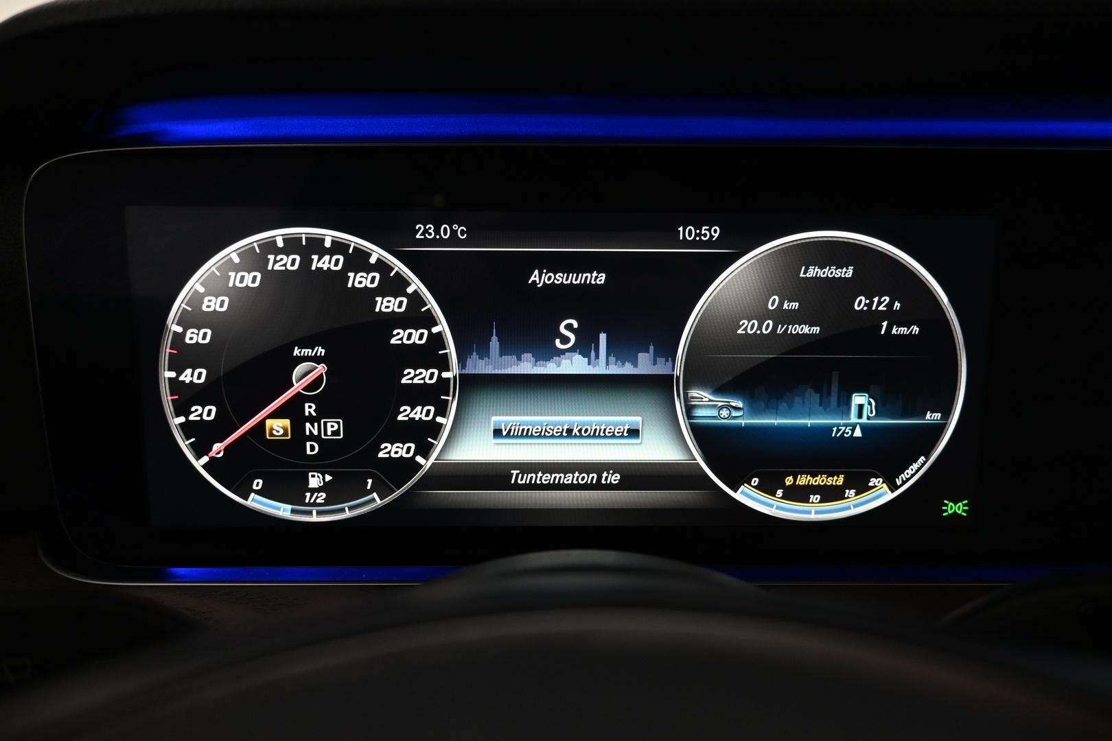 MERCEDES-BENZ E 2018