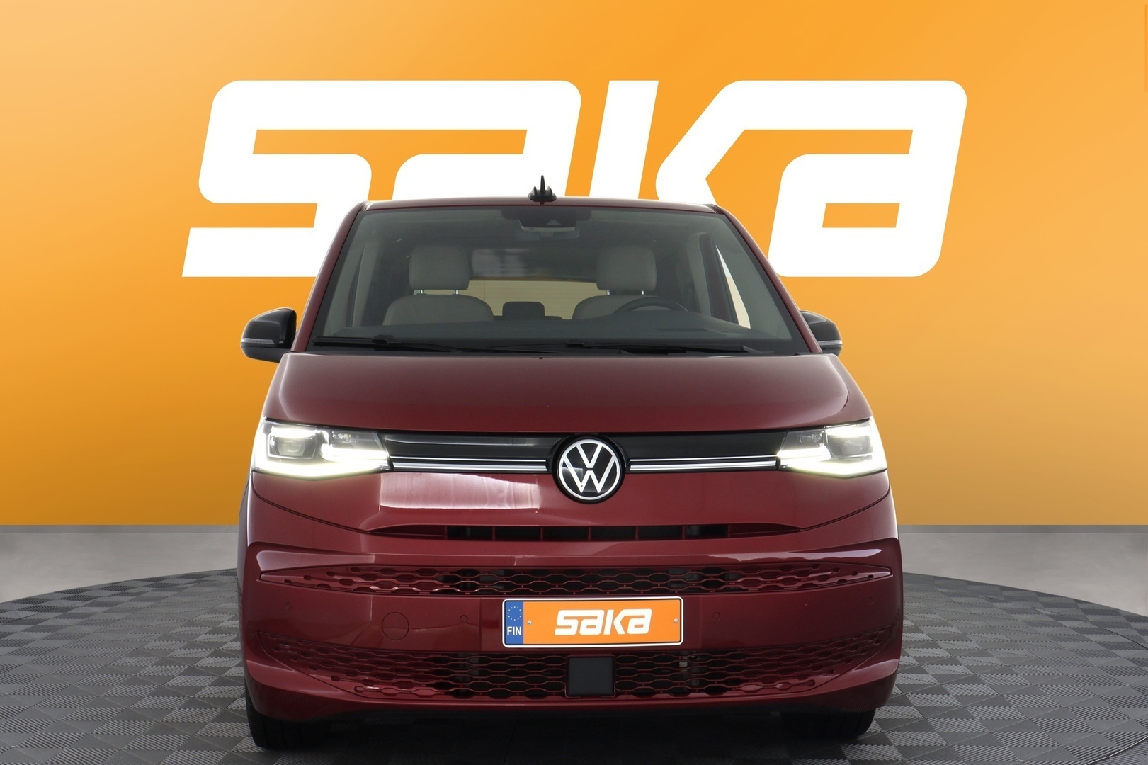 VOLKSWAGEN Multivan 2025