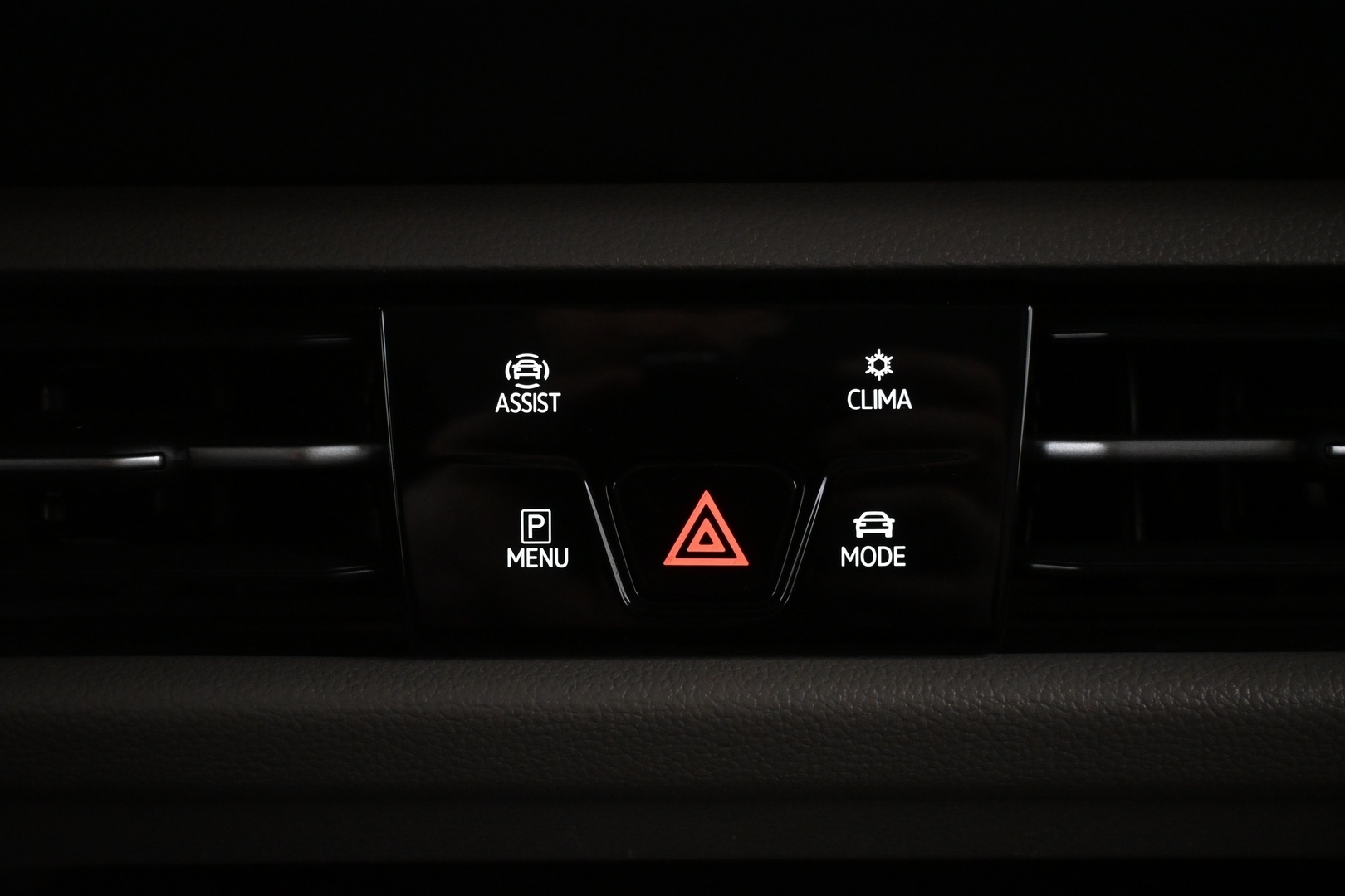 VOLKSWAGEN Multivan 2025