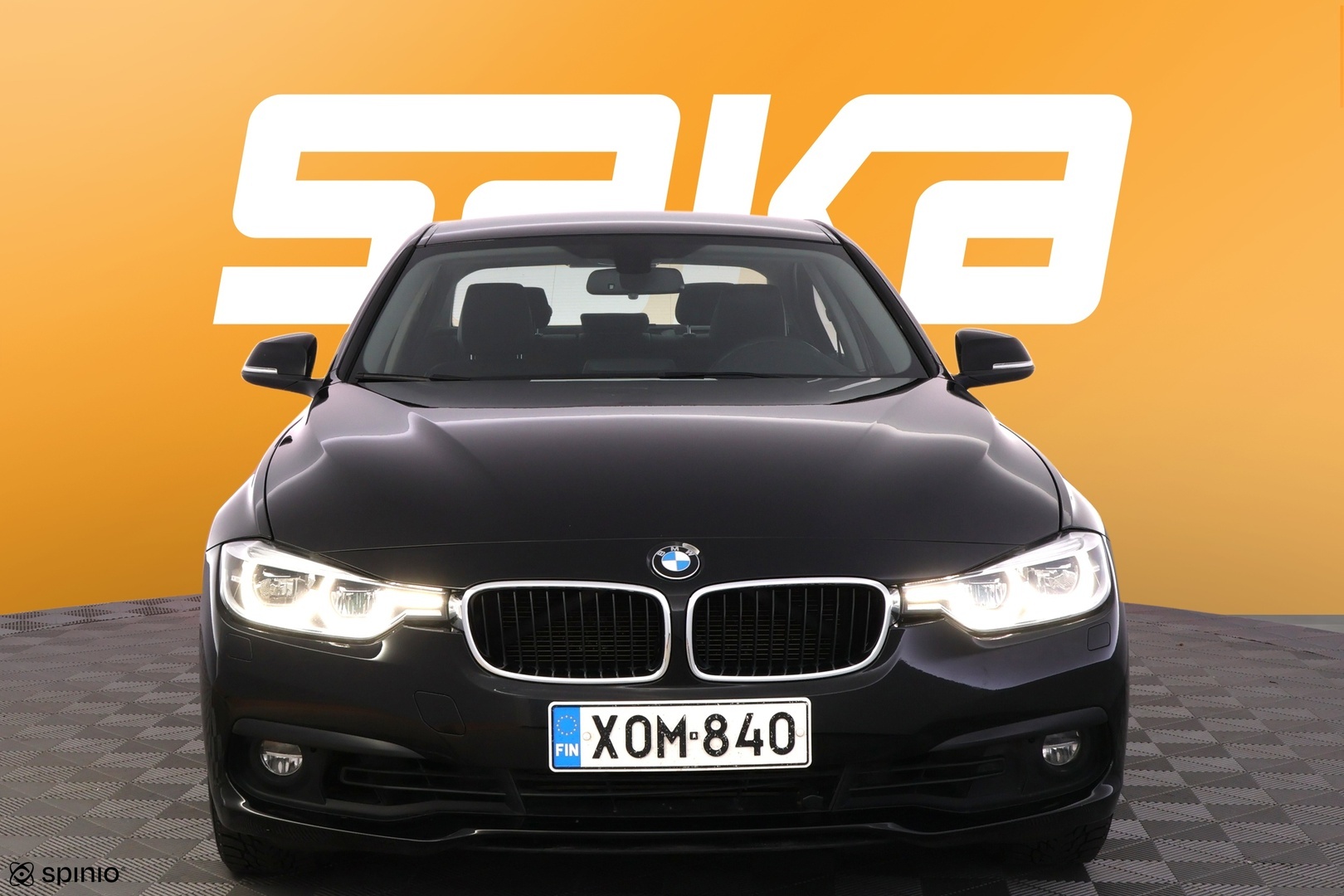 BMW 318 2018