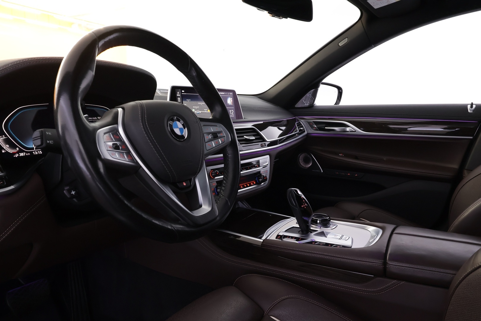 BMW 745 2020