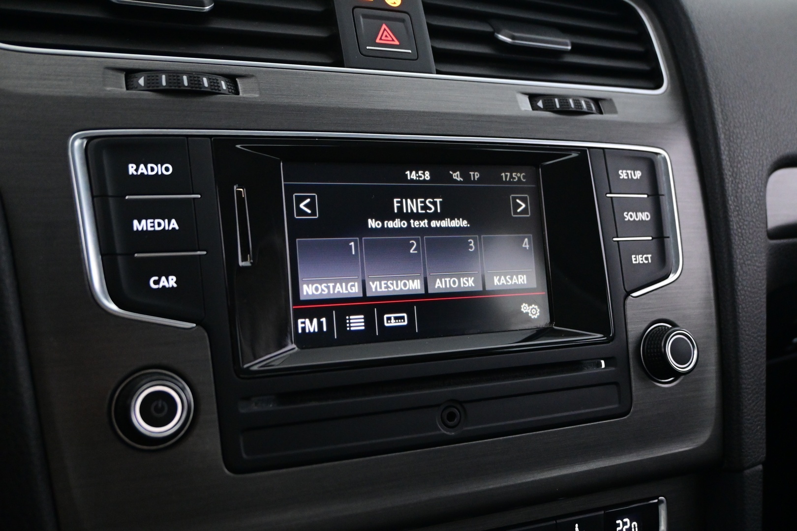 VOLKSWAGEN Golf 2014