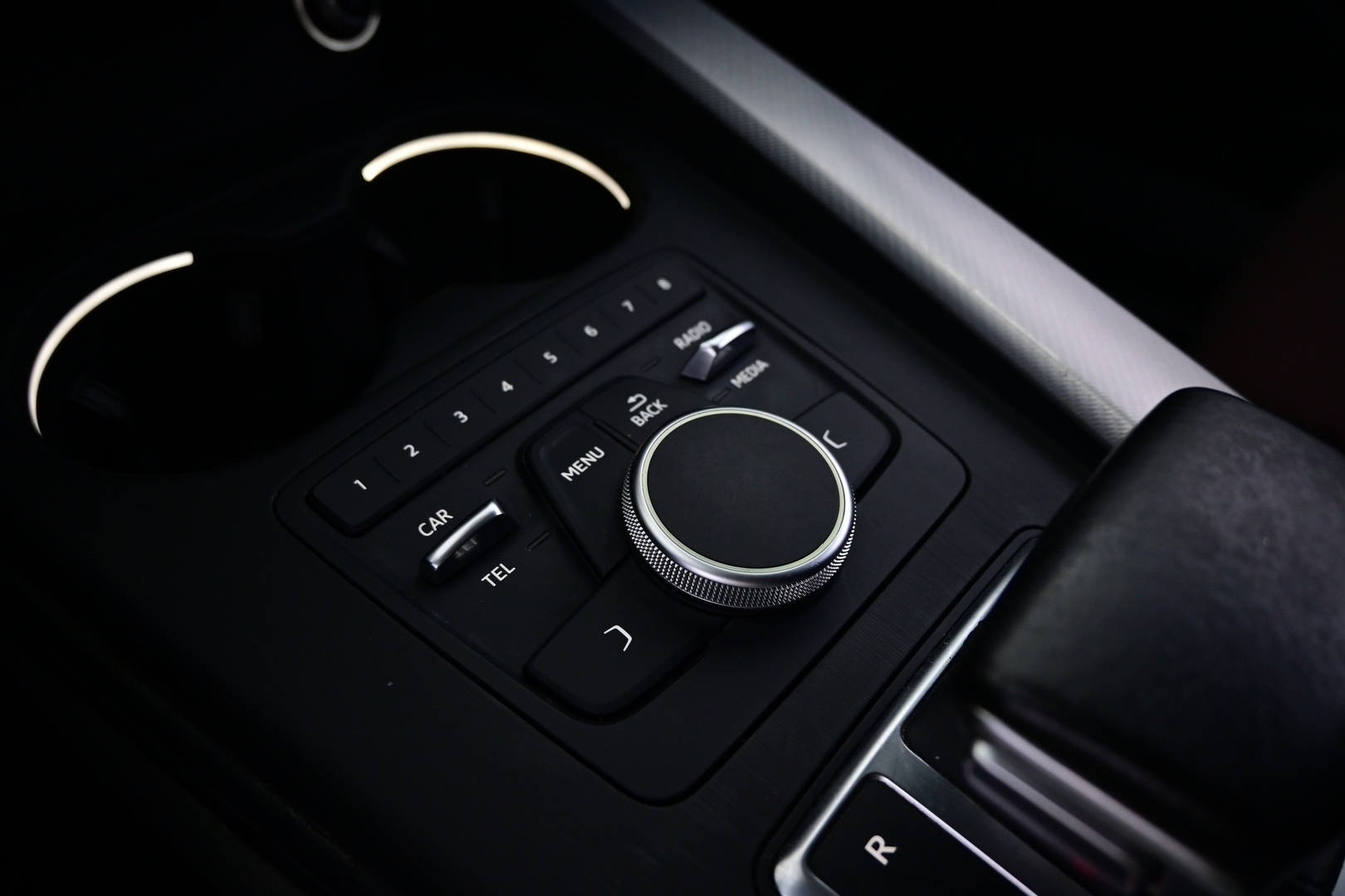 AUDI A4 2016