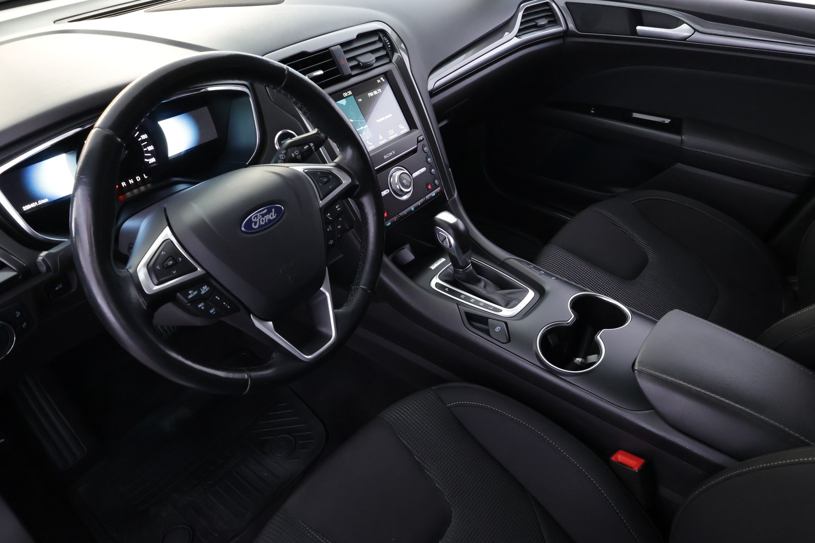 FORD Mondeo 2019