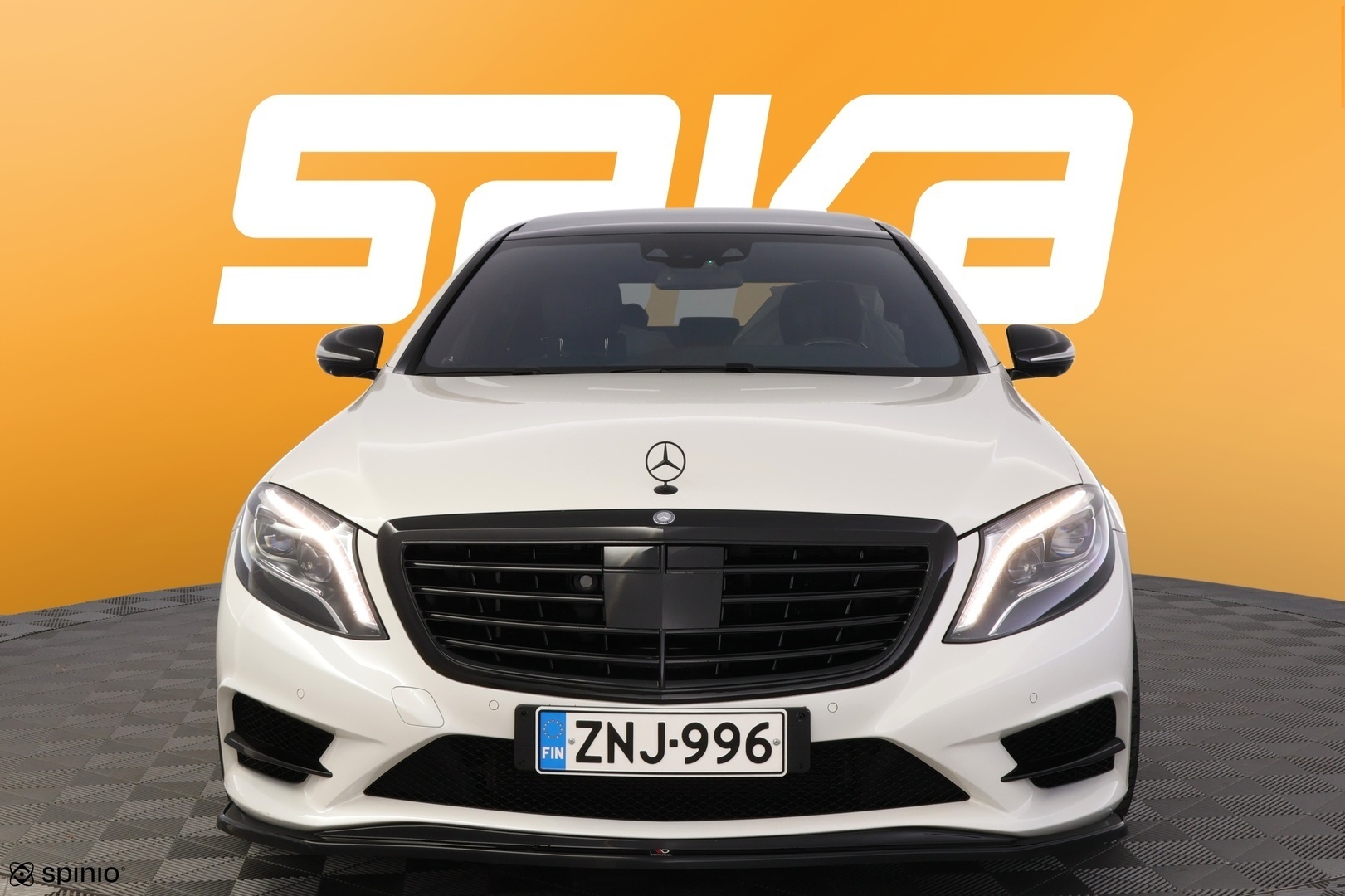 MERCEDES-BENZ S 2015