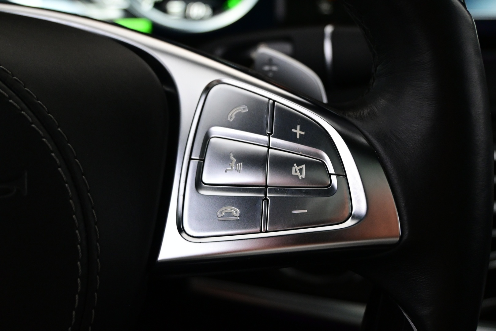 MERCEDES-BENZ S 2015