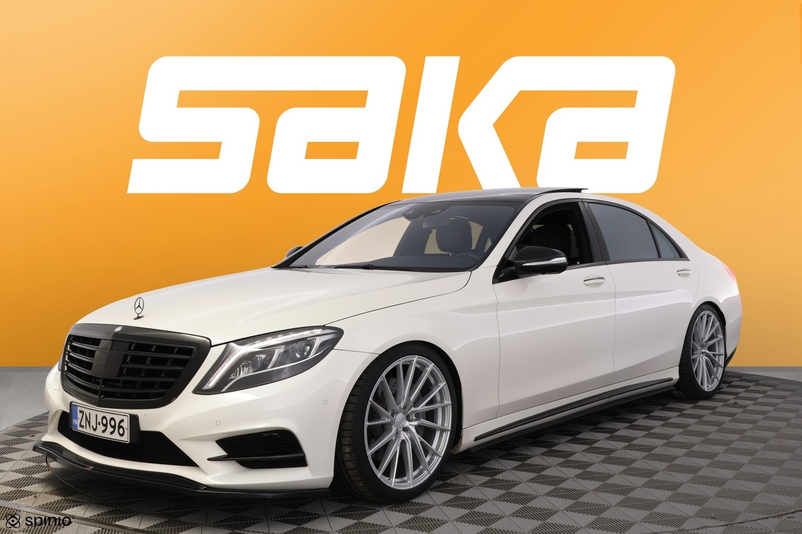 MERCEDES-BENZ S 2015