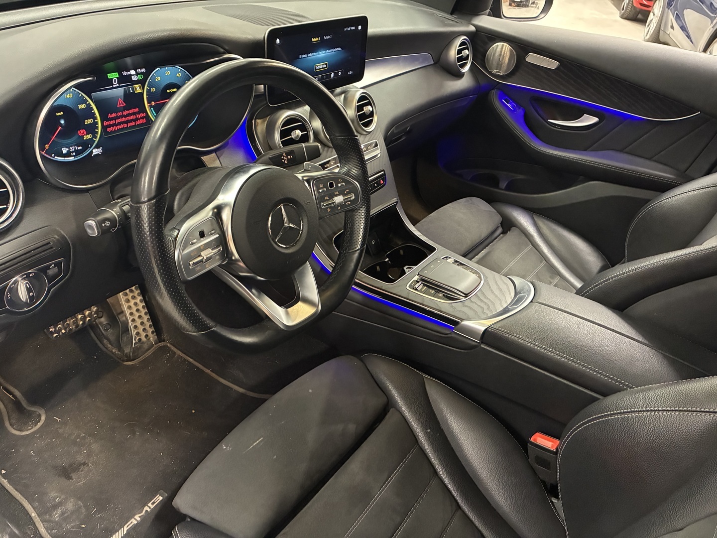 MERCEDES-BENZ GLC 2021