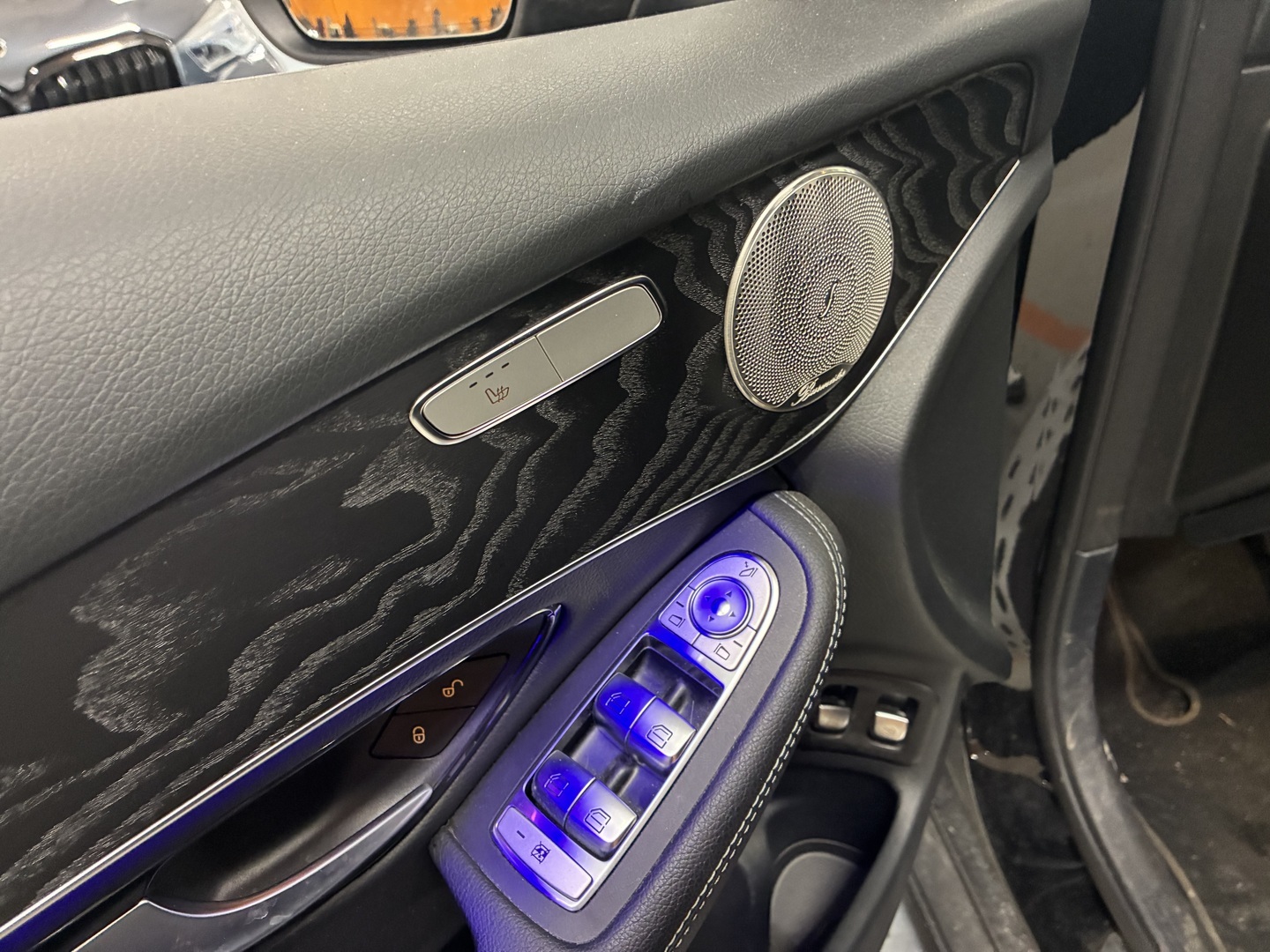 MERCEDES-BENZ GLC 2021