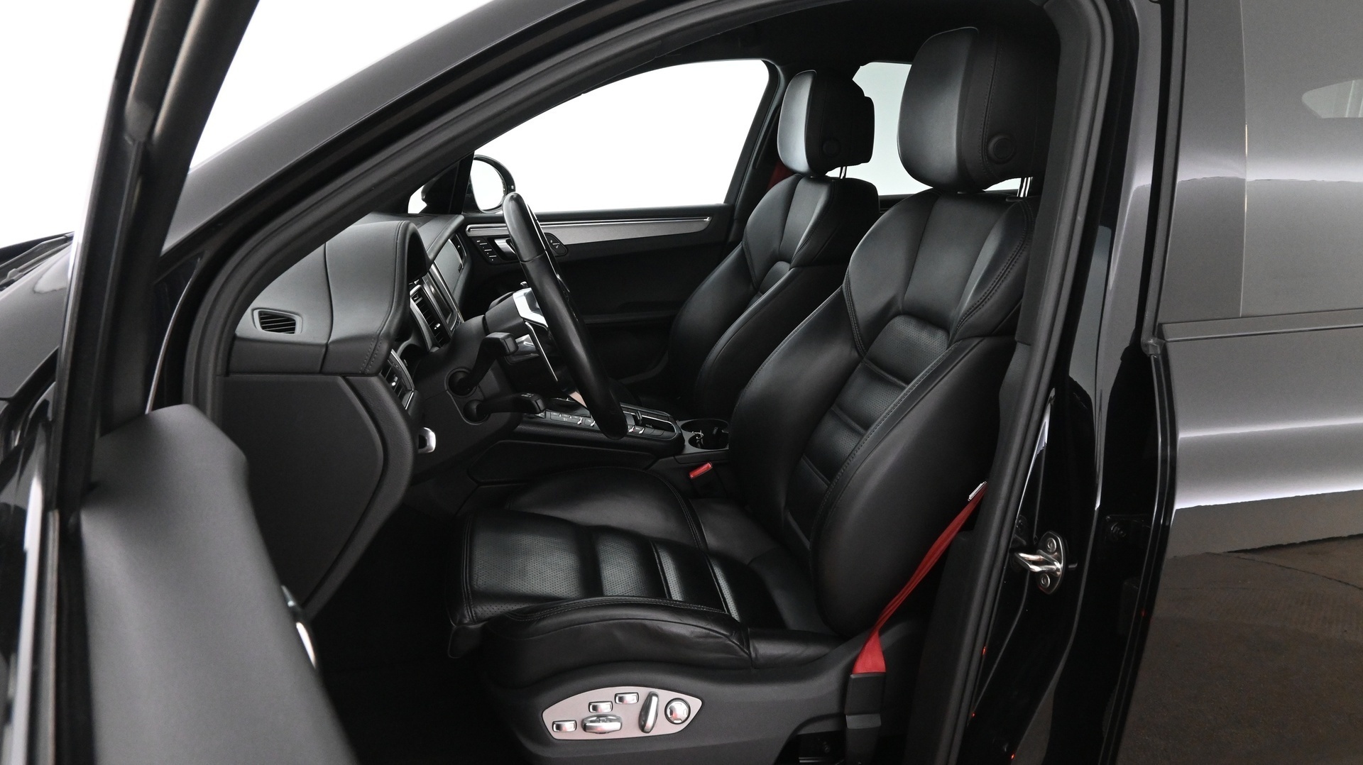 PORSCHE Macan 2015