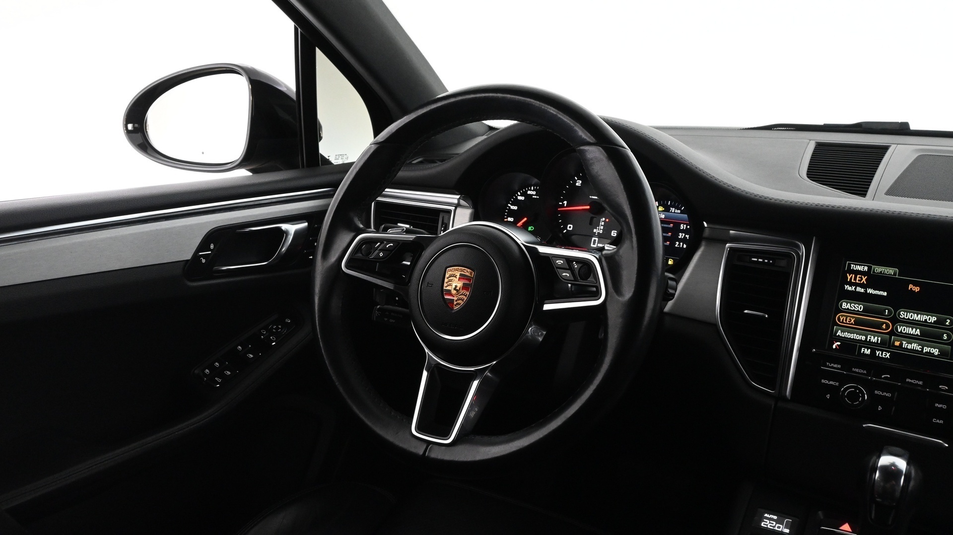 PORSCHE Macan 2015
