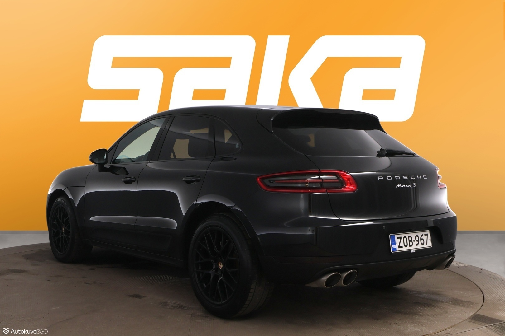 PORSCHE Macan 2015