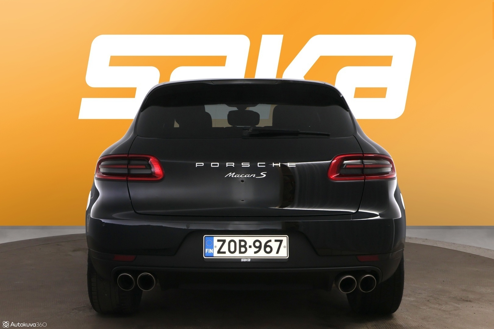 PORSCHE Macan 2015