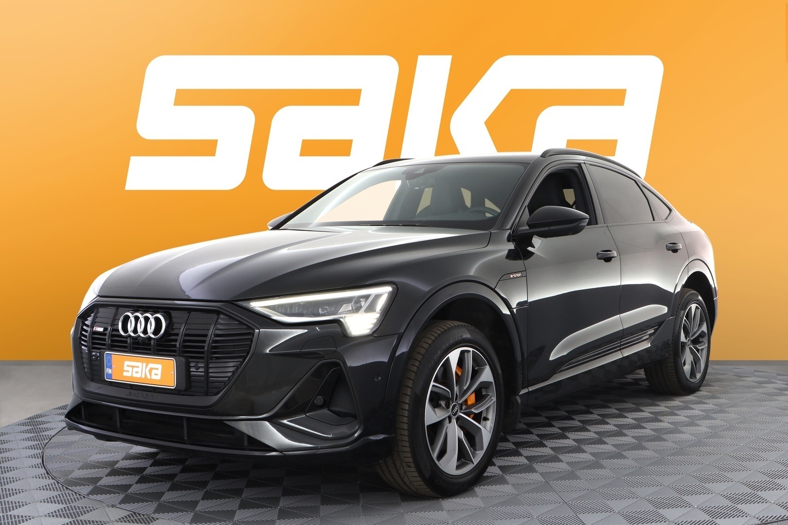 AUDI e-tron 2021