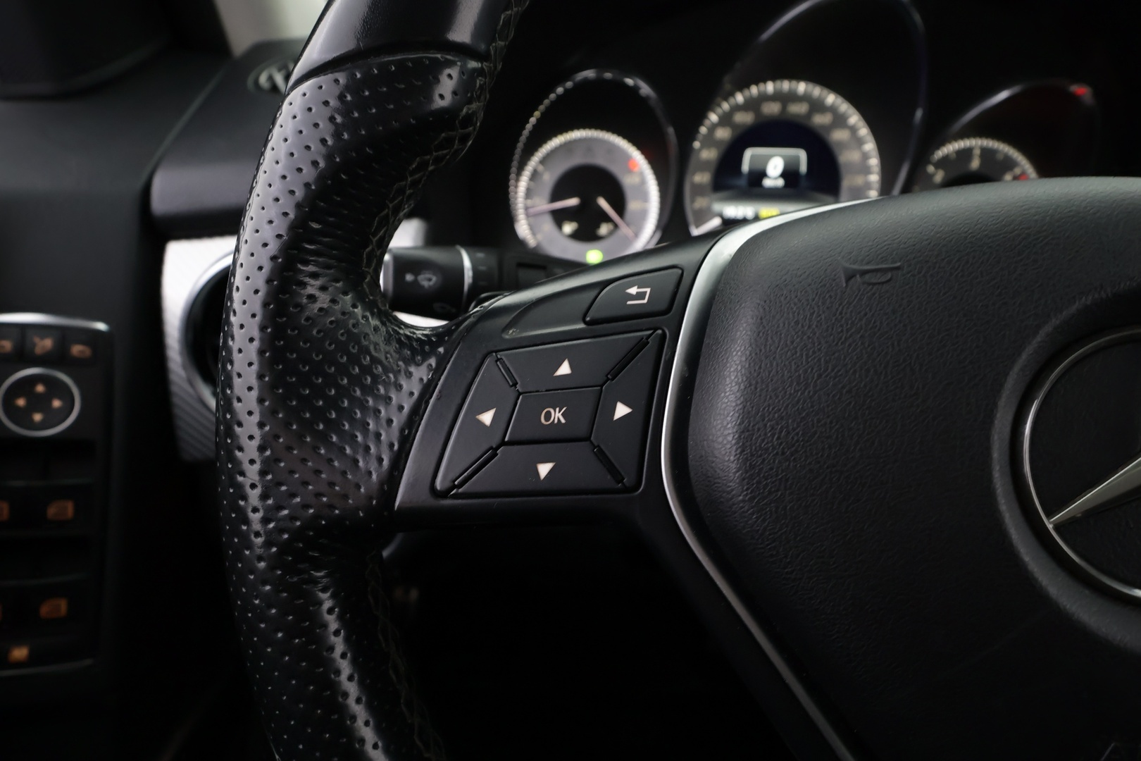MERCEDES-BENZ GLK 2013