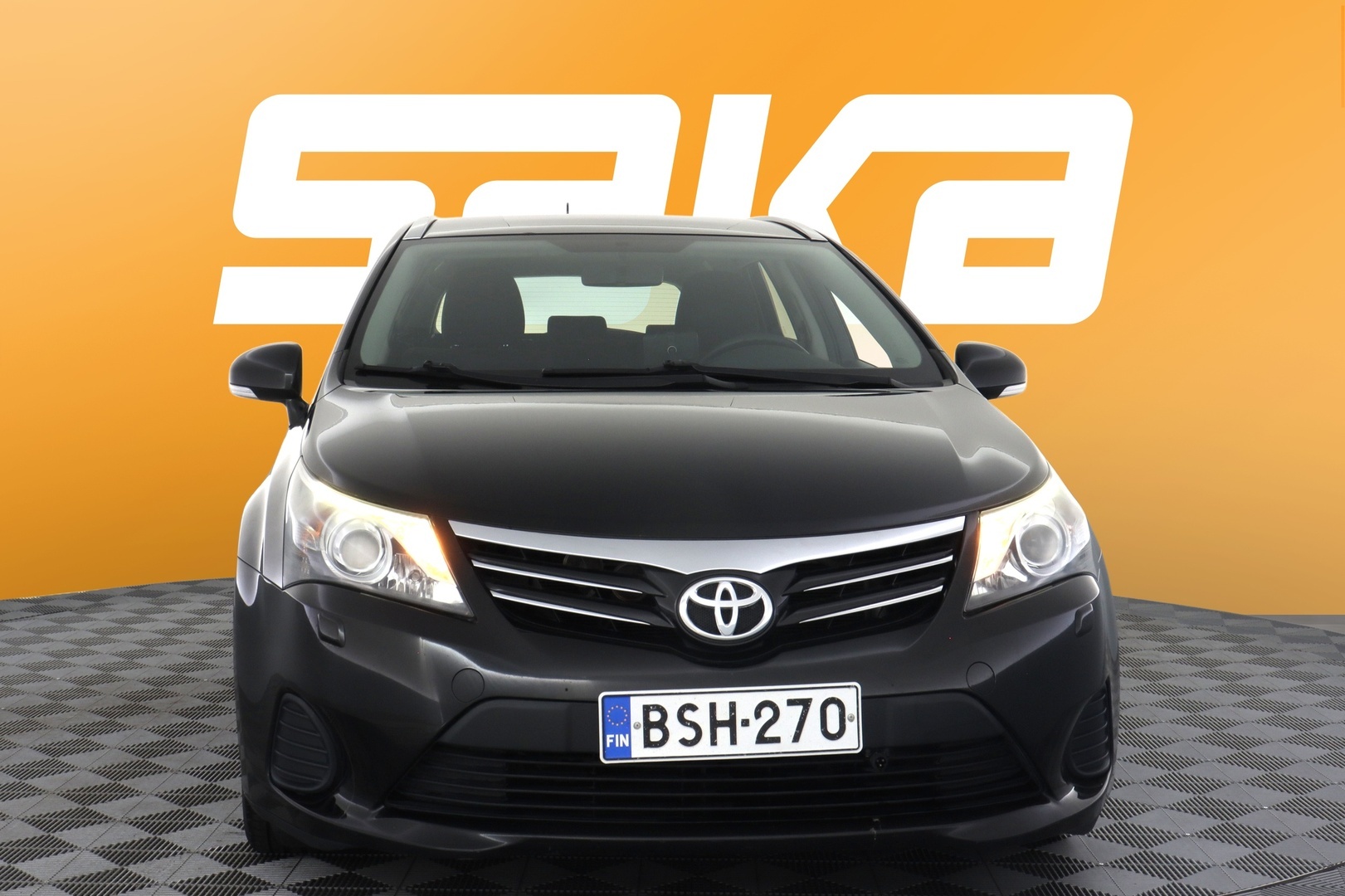 TOYOTA Avensis 2012