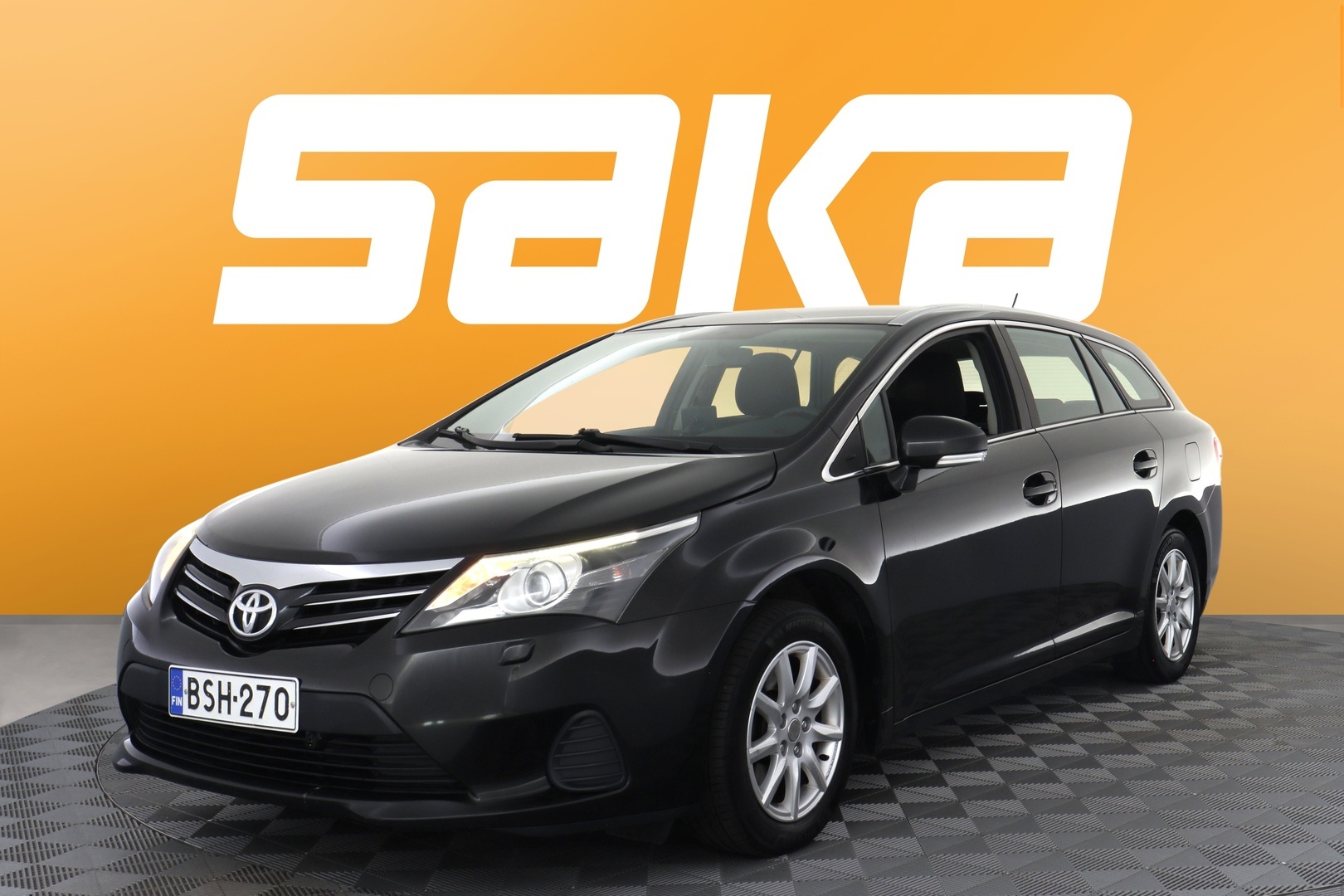 TOYOTA Avensis 2012