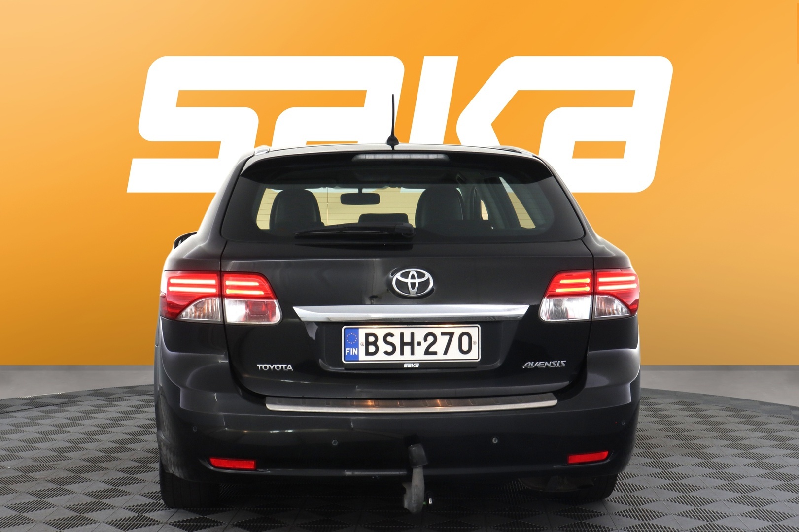 TOYOTA Avensis 2012