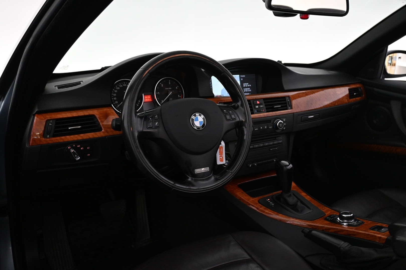 BMW 325 2009
