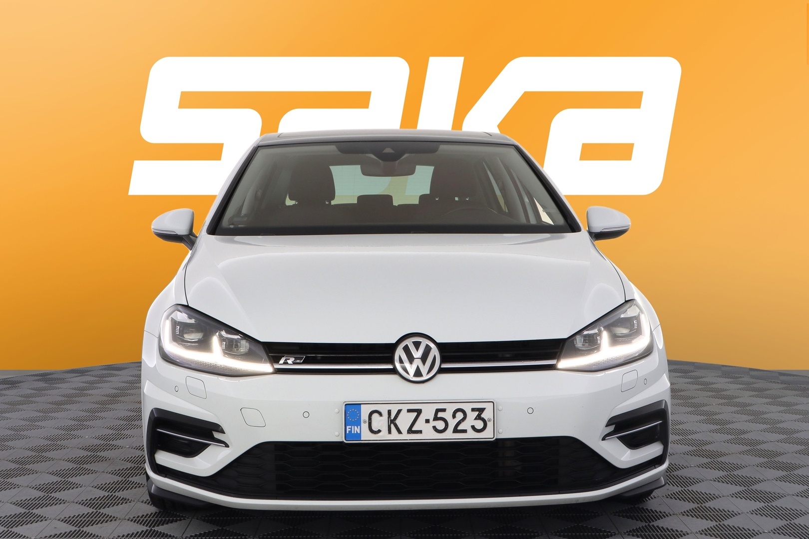 VOLKSWAGEN Golf 2018