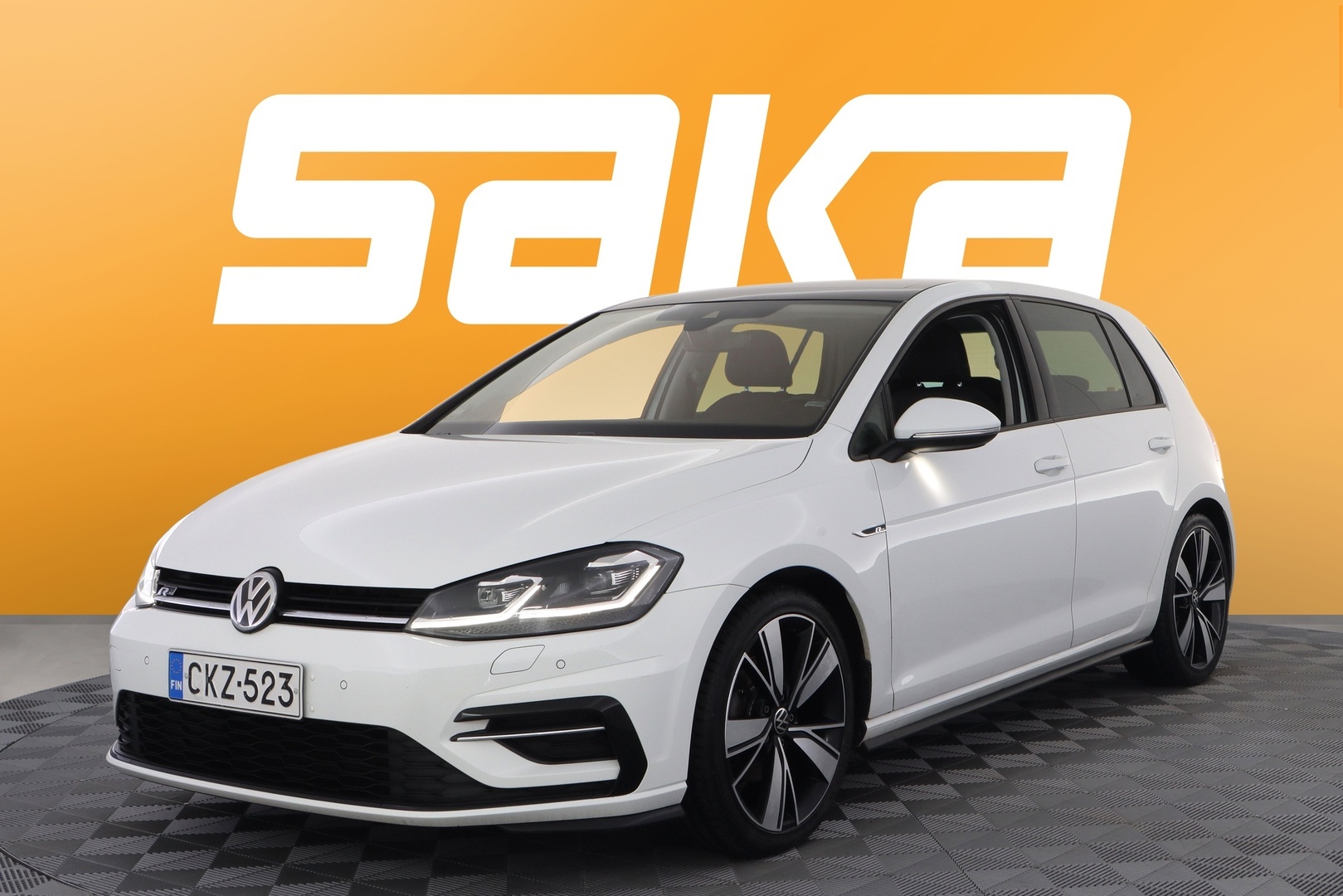 VOLKSWAGEN Golf 2018