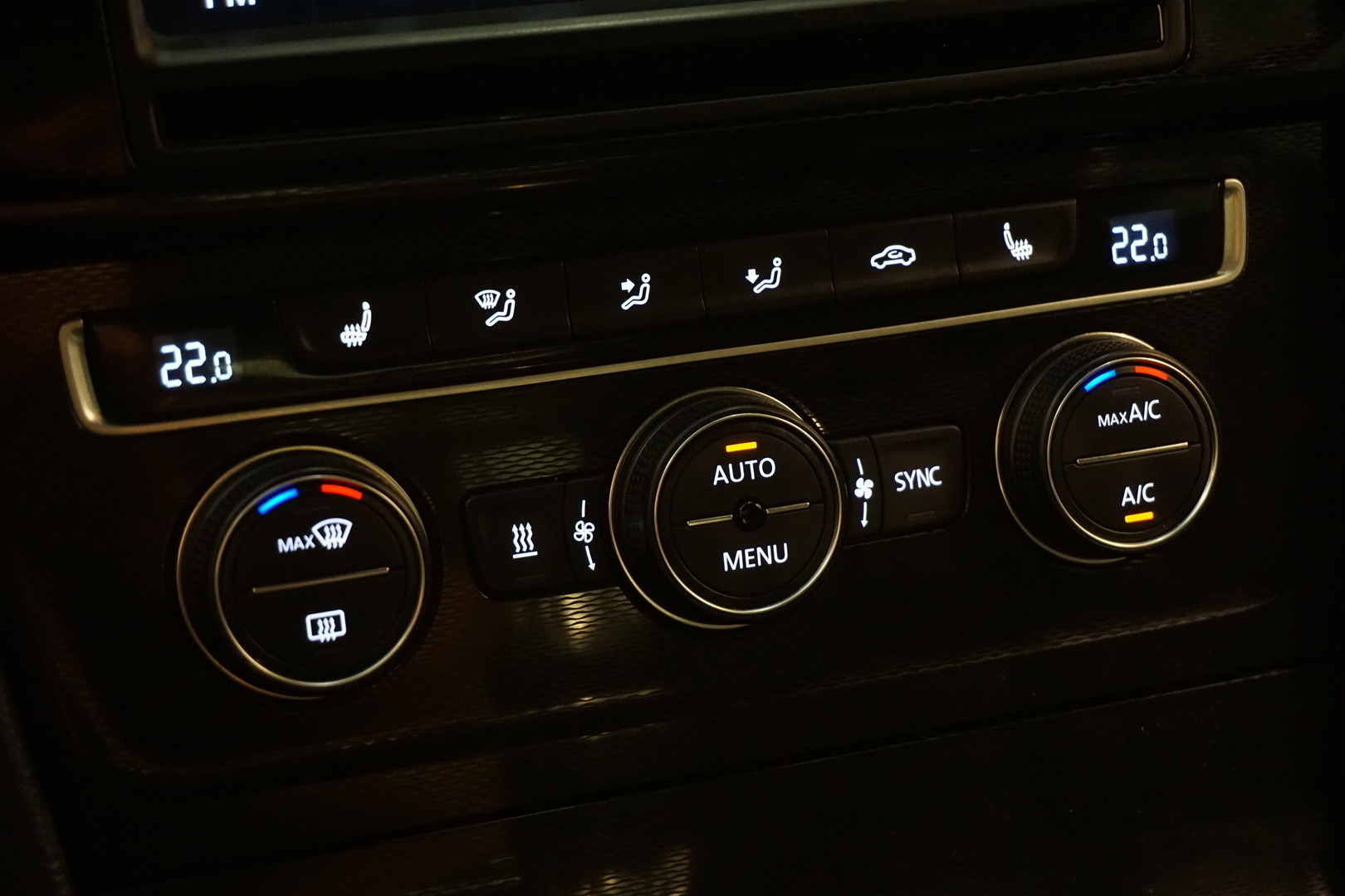 VOLKSWAGEN Golf 2015
